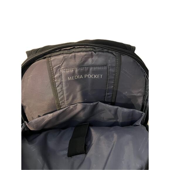 Swisswin Extra Large Travel Laptop Backpack - Picture 6 of 6